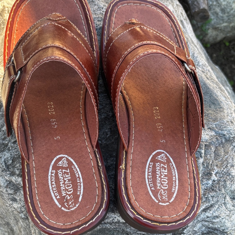 Brown Sandals for Men - Picture 3 of 7